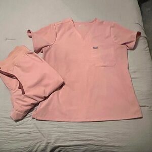 Figs blush Pink Scrub Set